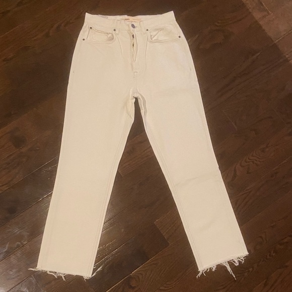 GRLFRND Mid Rise Straight - Picture 2 of 4